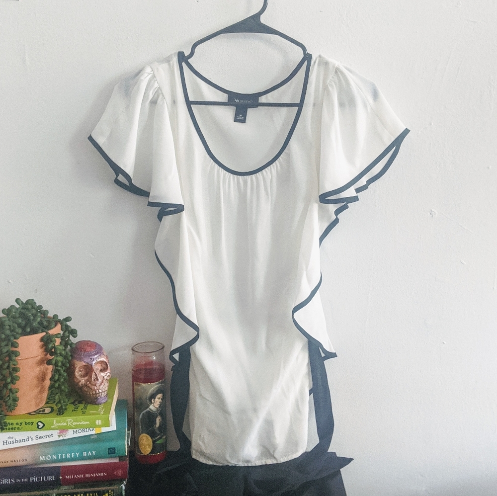 Flutter Sleeve Ruffle Wrap Blouse Top - Picture 2 of 3
